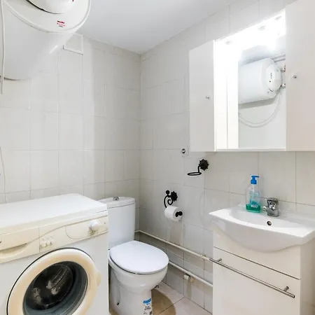 Montes Apartment *
